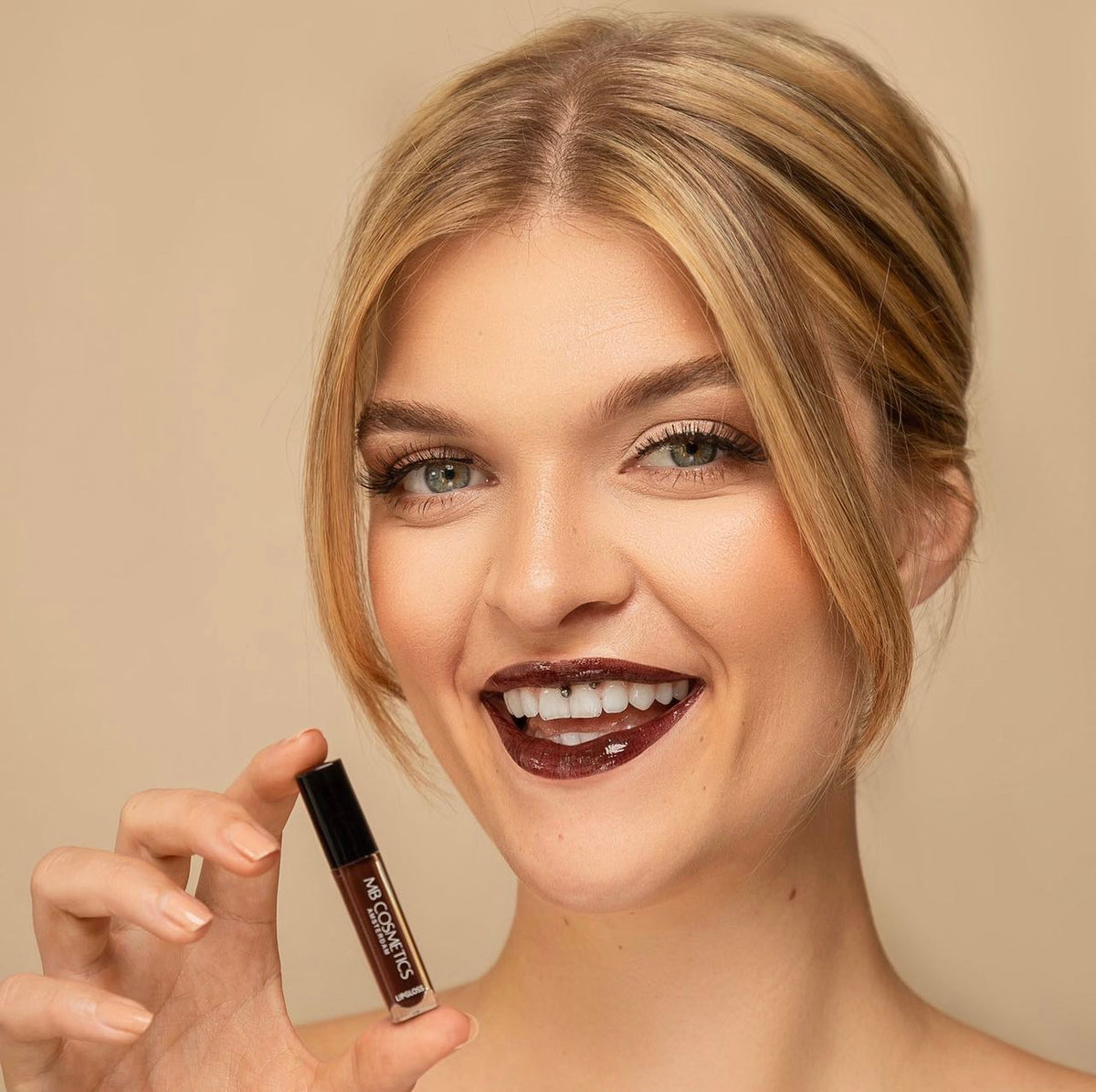 MB COSMETICS AMSTERDAM MATTE LIQUID LIPSTICK