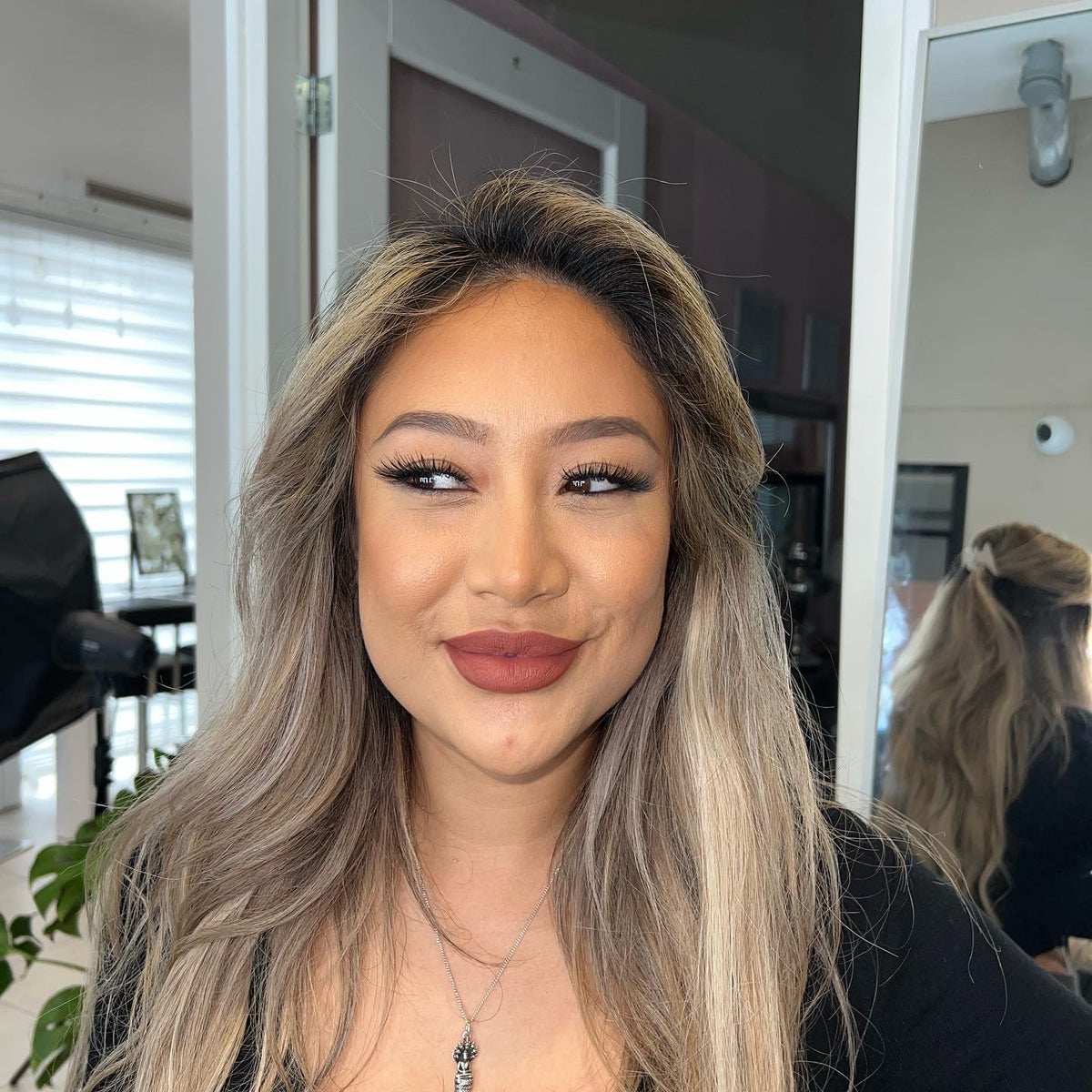 MB COSMETICS AMSTERDAM MATTE LIQUID LIPSTICK
