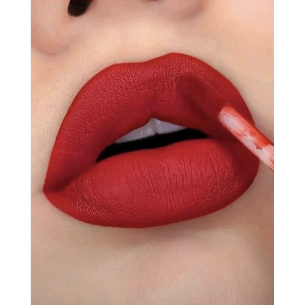 MB COSMETICS AMSTERDAM MATTE LIQUID LIPSTICK