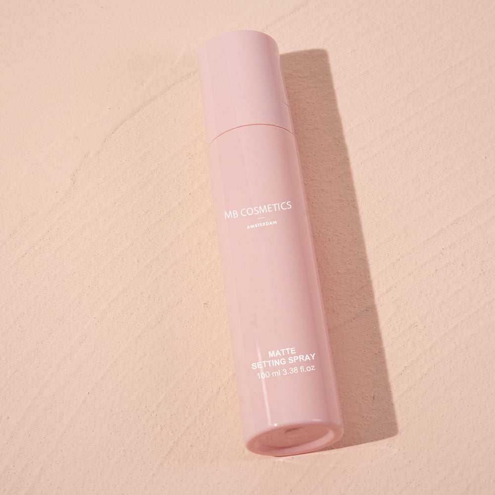 MB COSMETICS AMSTERDAM MAKEUP FIXER SETTING SPRAY